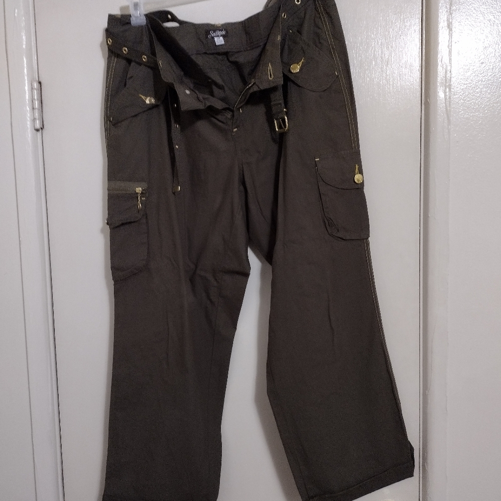 Pants - Picture 2 of 3
